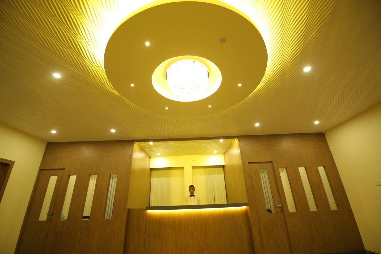 Saubhagya Inn International Lucknow Buitenkant foto